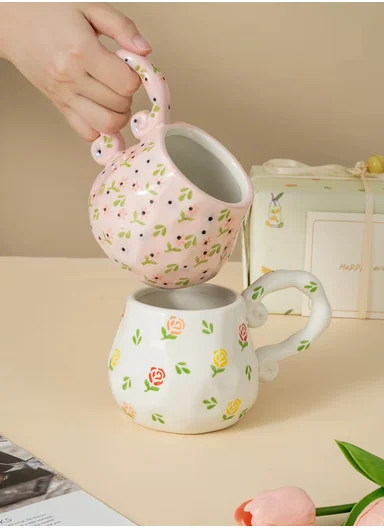 450ml Floral Ceramic Mug With Sculpted Decorative Handle (D9 x H11)cm