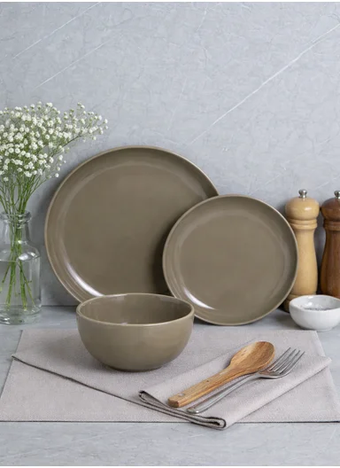 12 pieces Stoneware Dinnerware Set, Dishwasher &amp; Microwave Safe Durable Everyday Dining Set -Light Brown