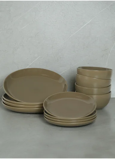 12 pieces Stoneware Dinnerware Set, Dishwasher &amp; Microwave Safe Durable Everyday Dining Set -Light Brown