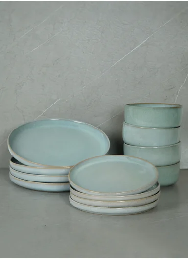 12 pieces Stoneware Dinnerware Set, Dishwasher &amp; Microwave Safe Durable Everyday Dining Set -Light Blue