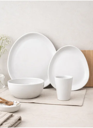 16-Pieces Modern Oval Stoneware Dinnerware Set BM-S16543 - White