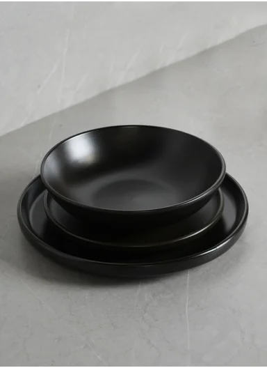 18 pieces Stoneware Dinnerware Set, Dishwasher &amp; Microwave Safe Durable Everyday Dining Set -Black