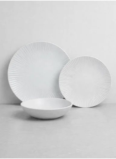18-Pieces Classic Ribbed Texture Dinner Set - Off White
