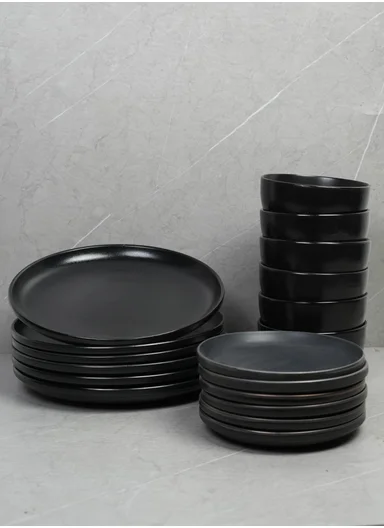 18-Pieces Modern Matte Black Round Stoneware Dinnerware Set