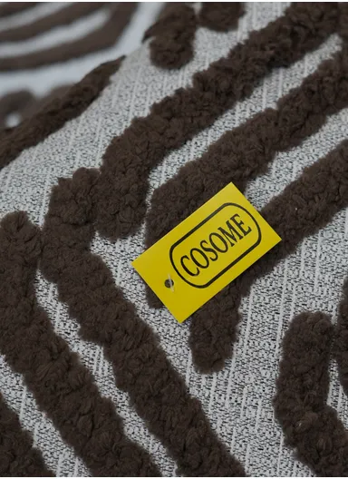 80x120cm Luxury Plush Carpet With Geometric Wave Pattern &amp; Anti-Slip Backing - Brown