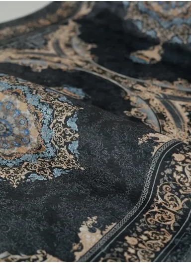 90x220cm Classic Medallion Carpet with Elegant Fringe Design