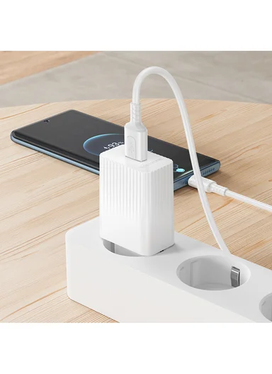 USB-A 18W Portable Charger with EU Plug BAS72A