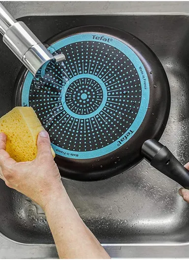 32cm Aluminum With Titanium Non-Stick Coating Cook &amp; Clean Frypan B5540802 (L46 x W32 x H9)cm