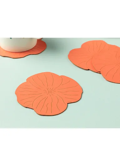 4 Pieces Blossom Artificial Leather Coaster Set 10 Cm - Light Pink