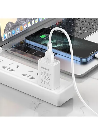 10.5W Single Port Wall Charger With Lightning Cable BA68